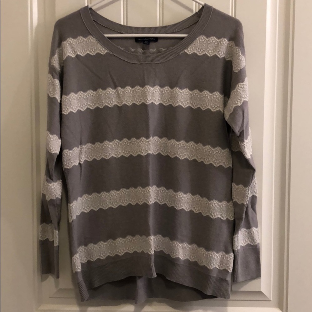 American Eagle Sweater